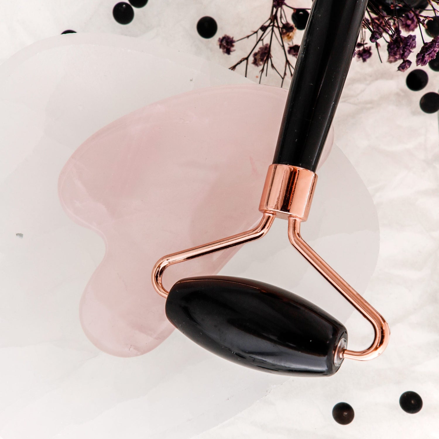 Obsidyen Roller ve Pembe Kuvars Kalpli Gua Sha Takımı