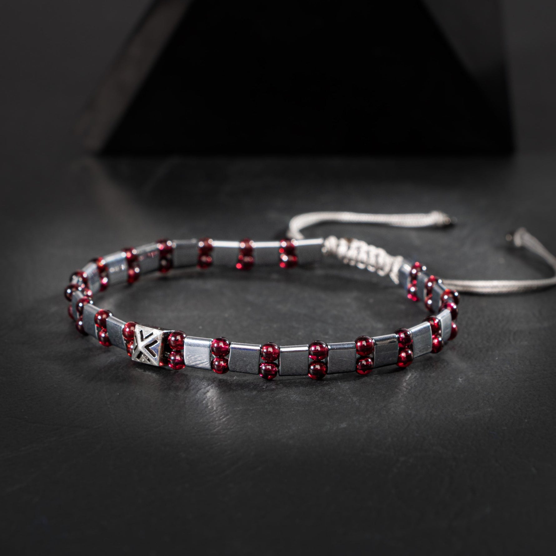 Bordo Granat Lal-Hematit Doğal Taş Erkek Makrome Bileklik