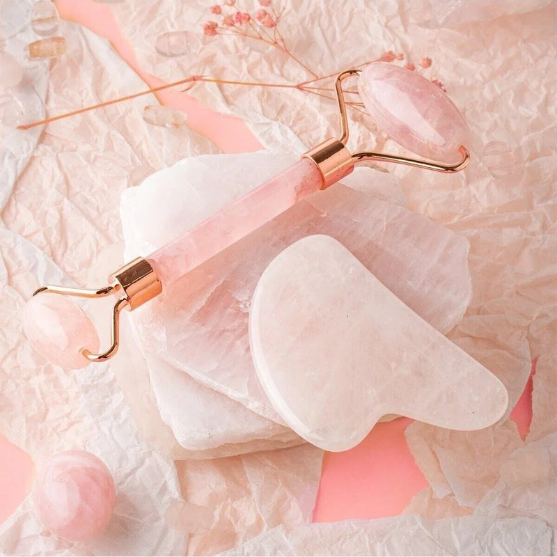 Pembe Kuvars Taşı Masaj Takımı - Roller ve Gua Sha Kalpli Set