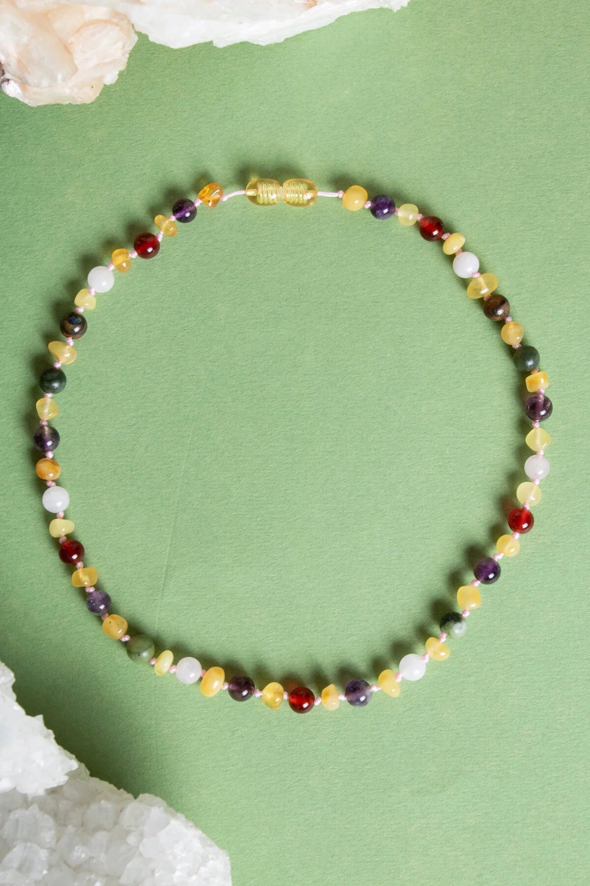 Sertifikalı Doğal Taş Bebek Kolye - Kehribar, Yeşim, Kaplan Gözü, Ametist, Pembe Kuvars, Akik