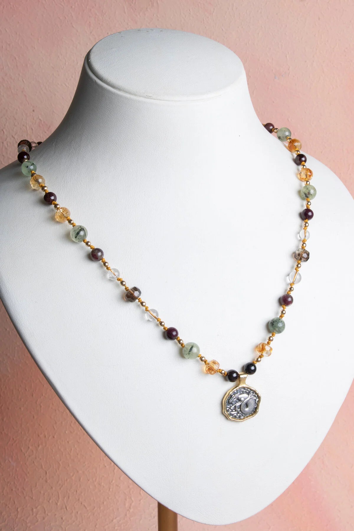 Sertifikalı Oğlak Burcu Doğal Taş Makrome Kolye