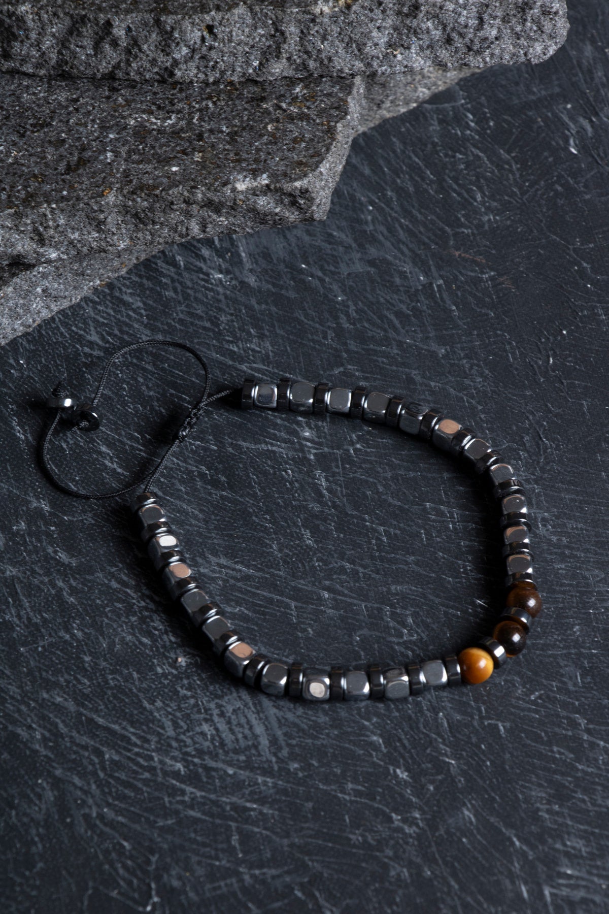 Sertifikalı Hematit, Kaplan Gözü Doğal Taş Makrome Bileklik (SK:183)