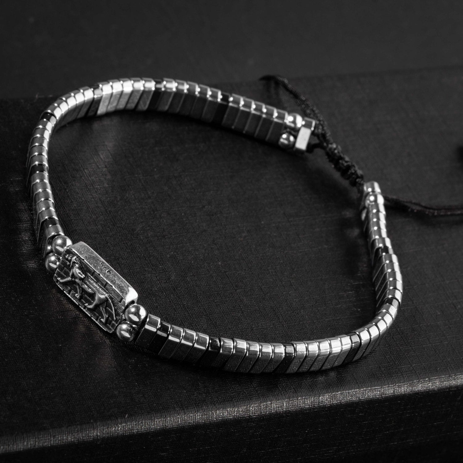 Hematit Doğal Taş Gümüş Erkek Tasarım Bileklik