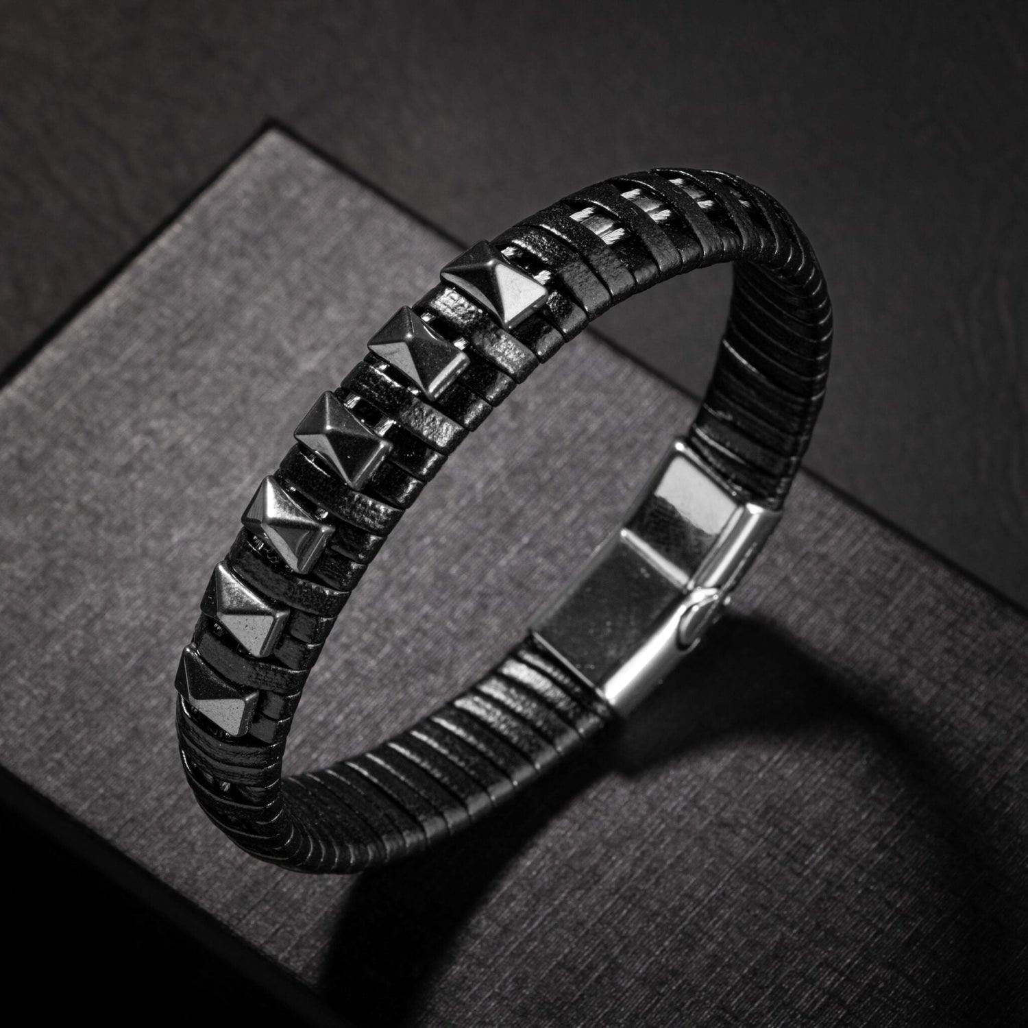 Hematit Doğal Taş Deri Erkek Bileklik