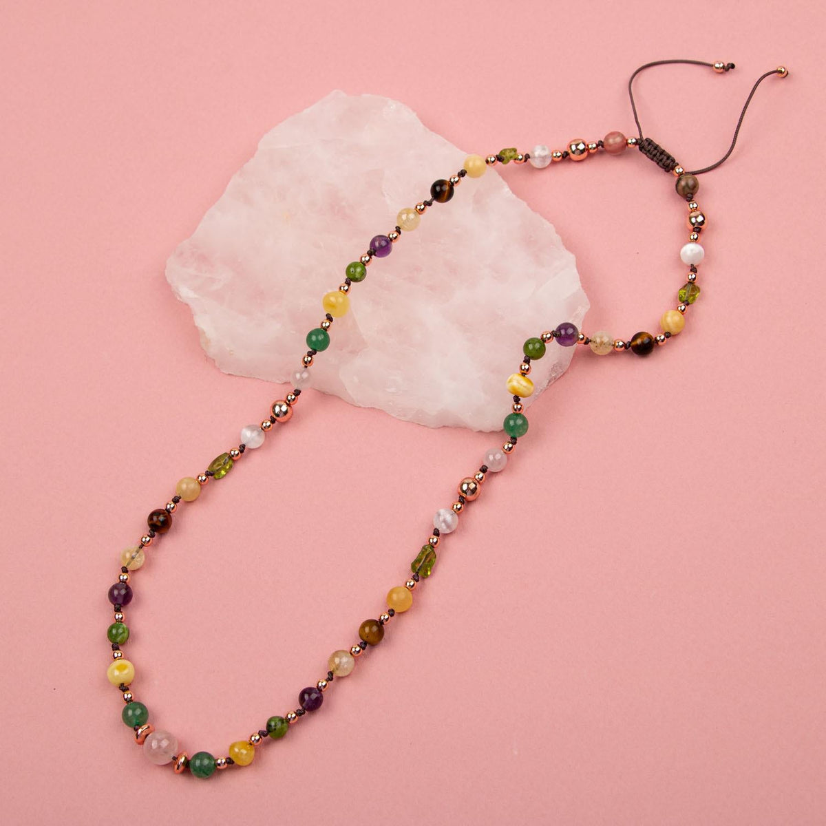 Anne Kolye Doğal Taş Selenit-Hematit-Kalsit-Kaplan Gözü-Sitrin-Ametist-Yeşim-Kehribar-Aventurin-Pembe Kuvars-Zebercet-Pembe Kuvars