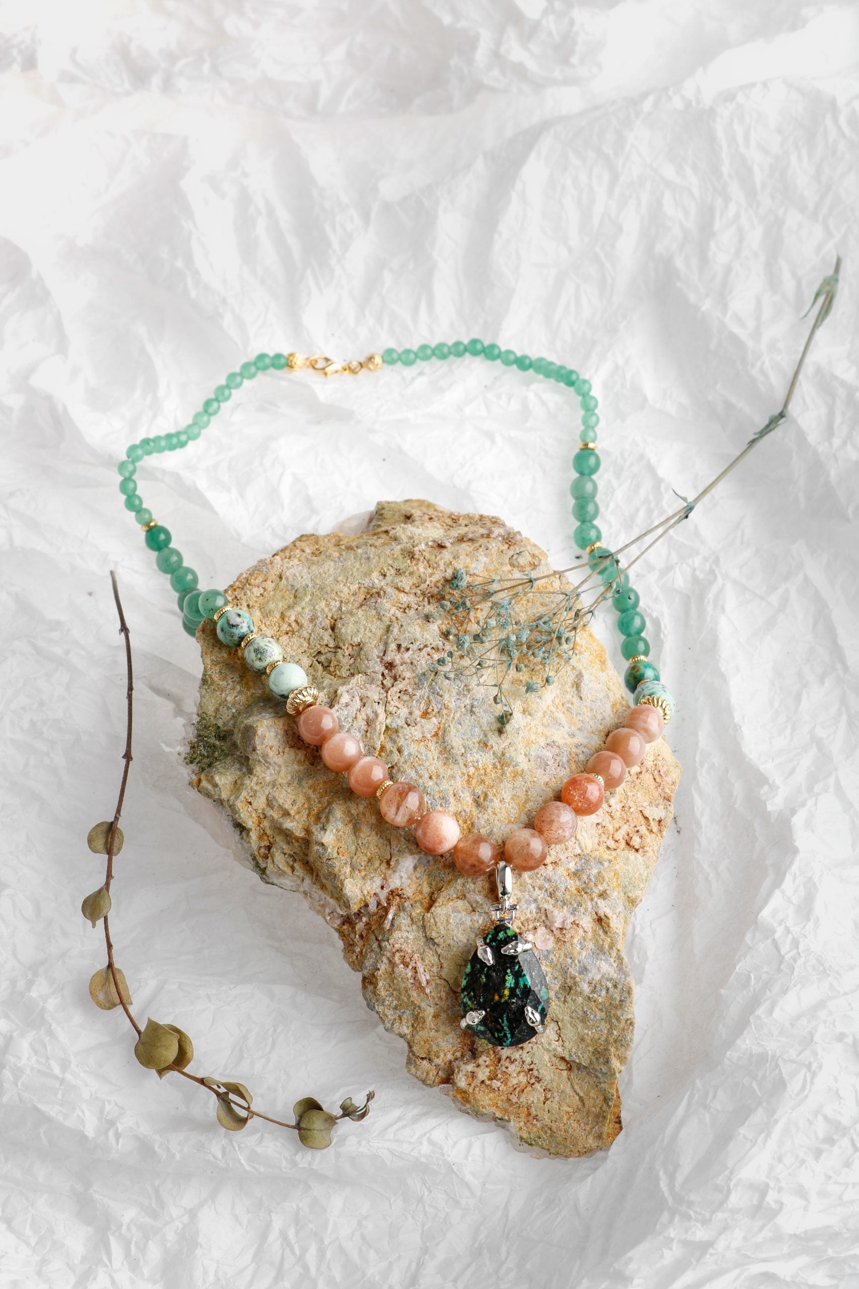 Alani, Aventurin Güneş Taşı İspanyol Varisit Doğal Taş Kolye