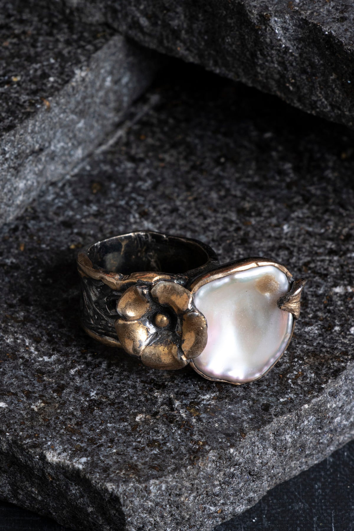 Sertifikalı İridyumlu Gümüş İnci Özel Tasarım Yüzük