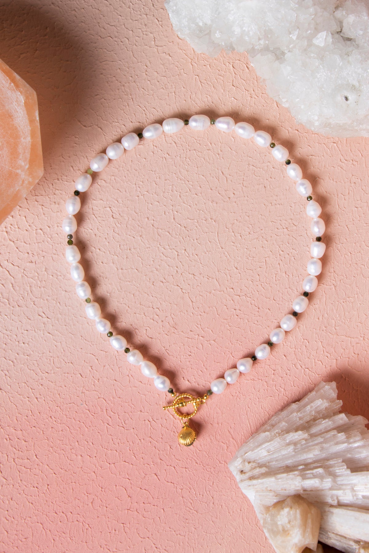 Sertifikalı İnci, Yeşim Gümüş Aparatlı Doğal Taş Kolye (SK:022)