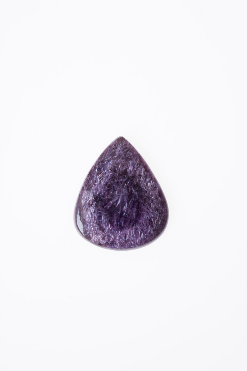 Damla Kesim Mor Çaroit Kabaşon (S.K. 476)