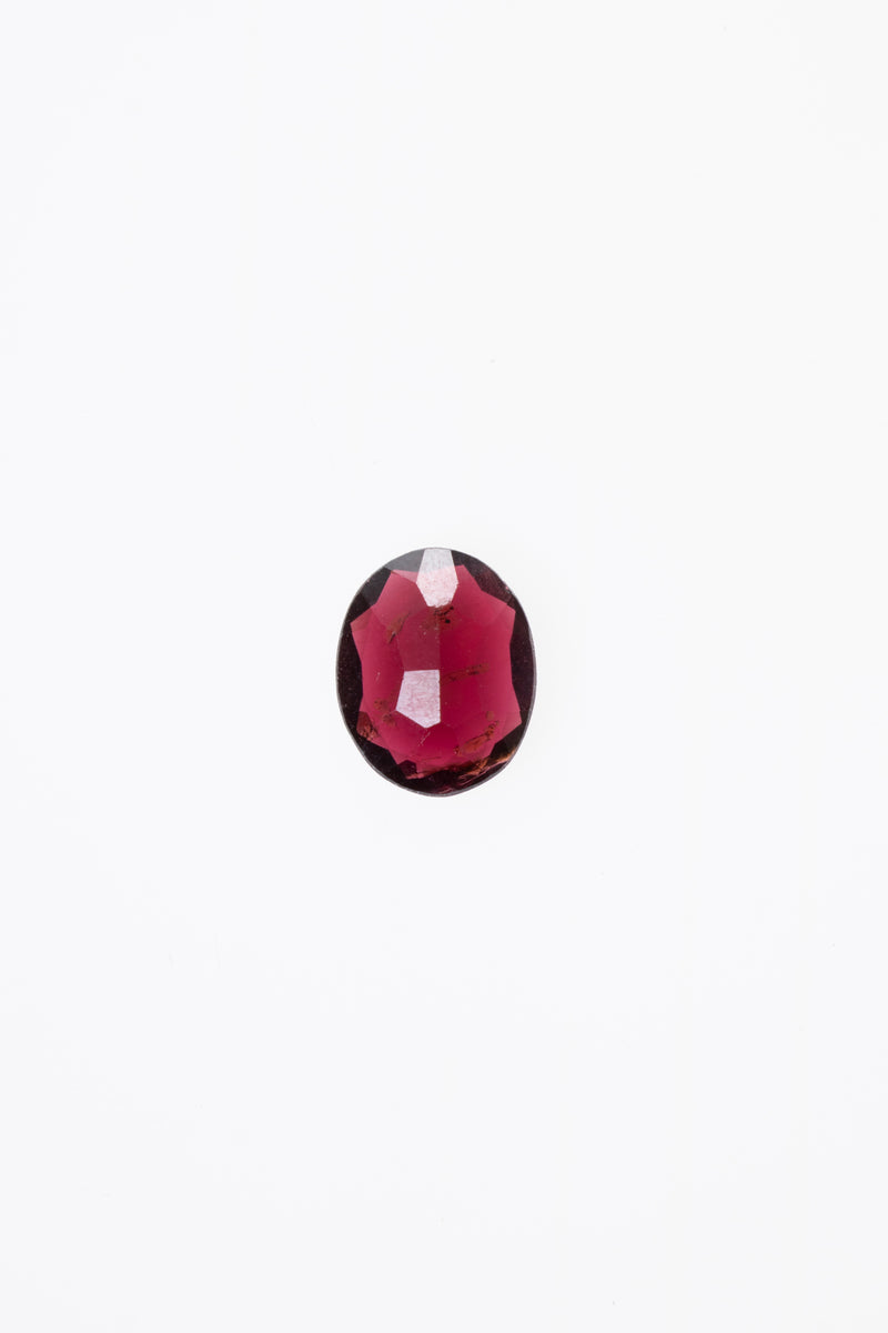 Oval Kesim Lal Kabaşon (S.K. 513)