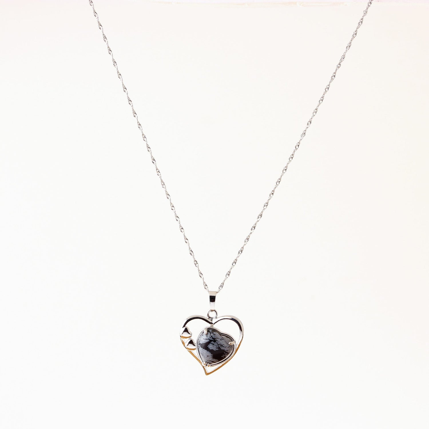 Karlı Obsidyen Doğal Taş Kalpli Kolye, Gümüş Zincir