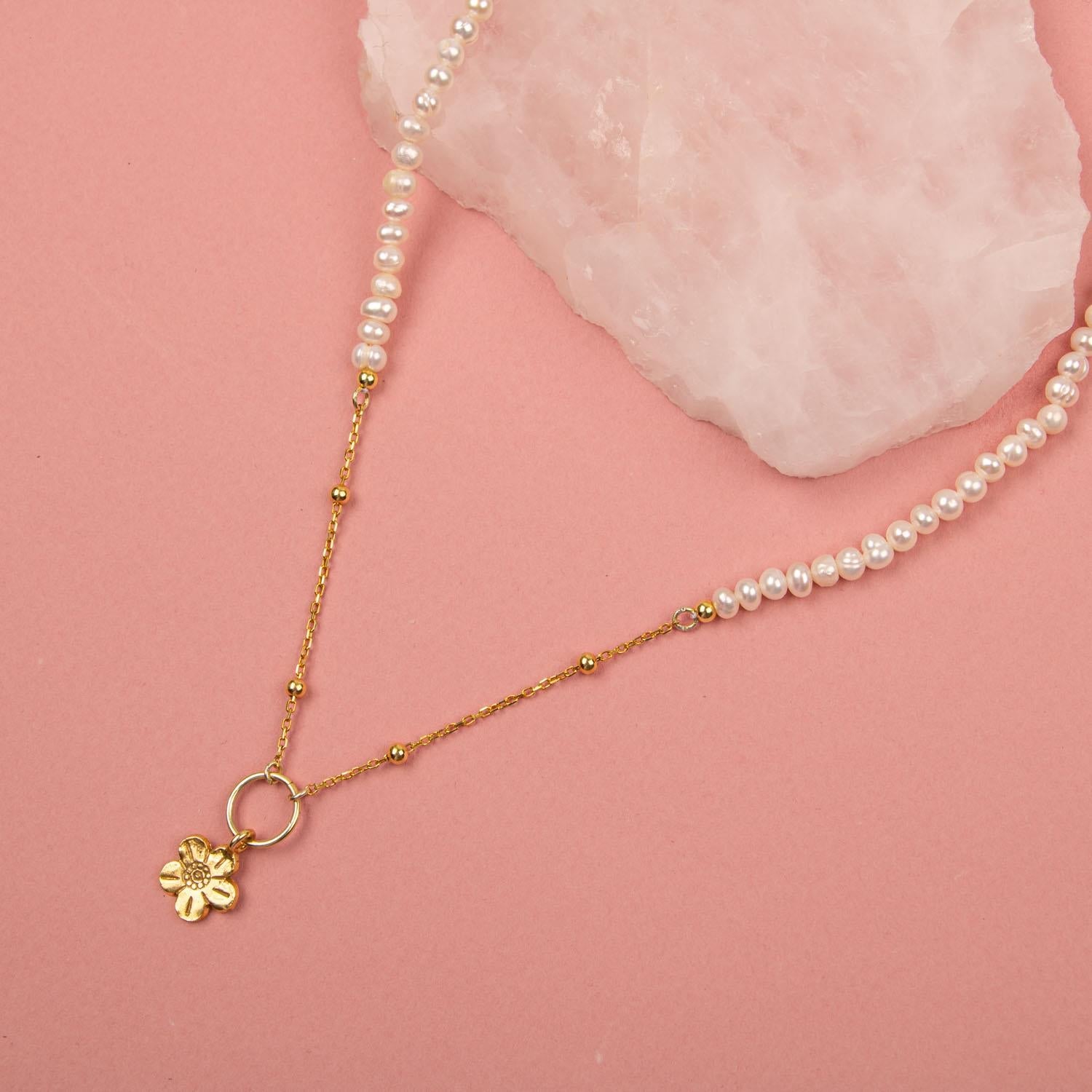 İnci Doğal Taş Gümüş Çiçekli Kolye