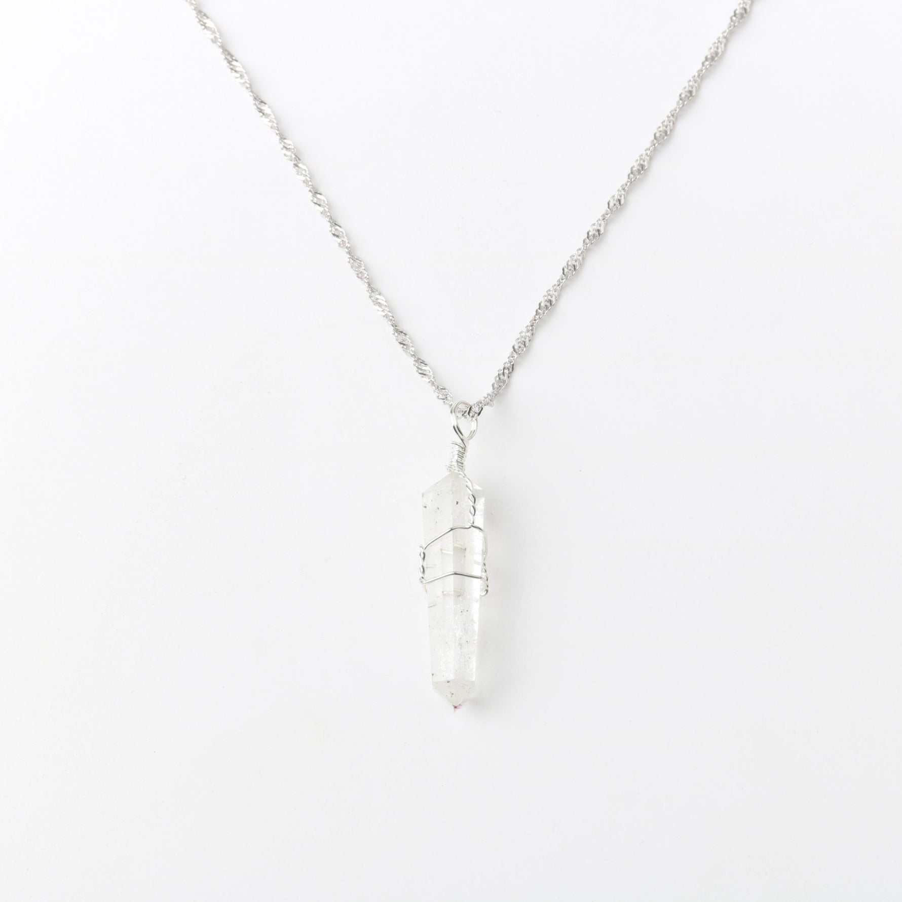 Kristal Kuvars Doğal Taş Kolye Ucu 3x1 cm, Gümüş Zincir