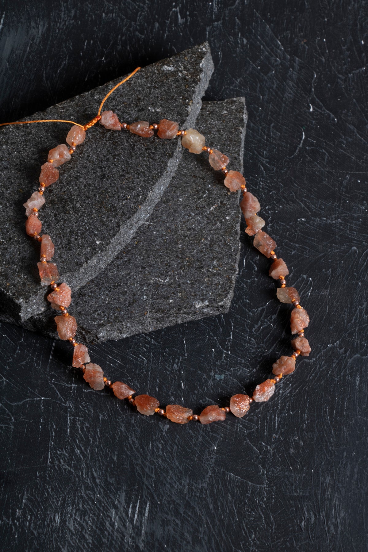 Sertifikalı Ham Güneş Taşı Doğaltaş Kolye