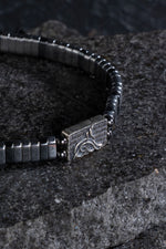 Sertifikalı Osmanlı Tuğrası Gümüş Aparatlı Hematit Doğal Taş Makrome Bileklik