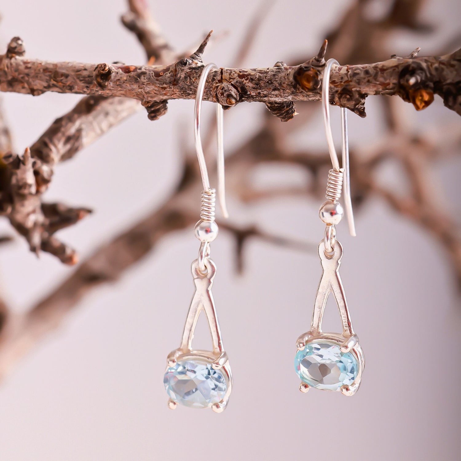 Sertifikalı Topaz 925 Ayar Gümüş Küpe (SK:561)